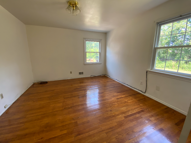 3 Stanford Dr #4A - Photo 5 of 7