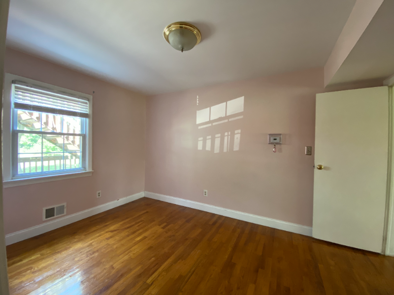 3 Stanford Dr #4A - Photo 6 of 7