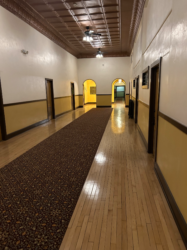 111 Broadway Ave #16 - Photo 4 of 10
