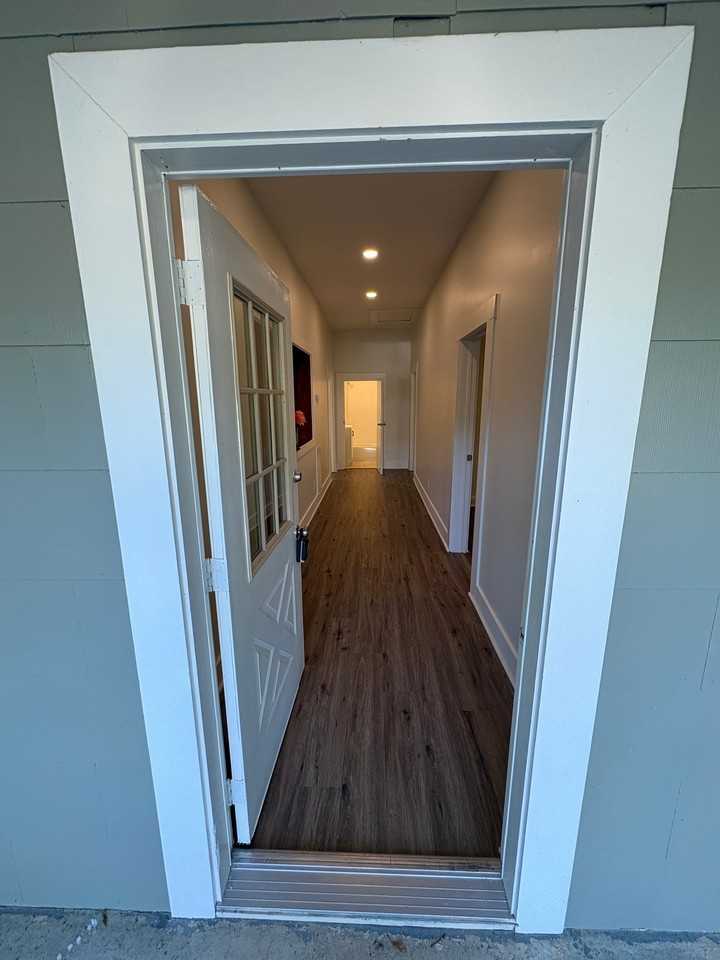 409 Lilly Ave - Photo 2 of 12