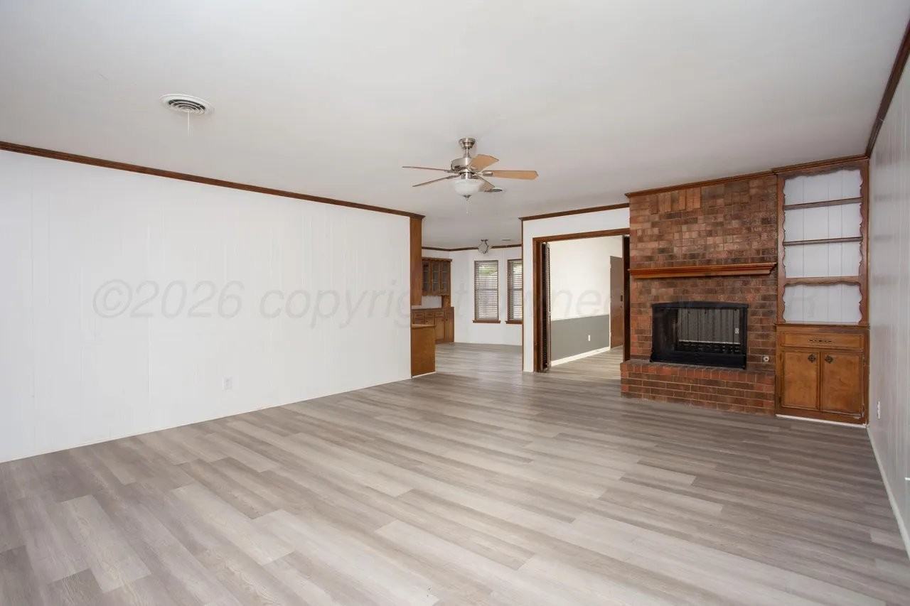 5601 Granada Dr - Photo 6 of 8