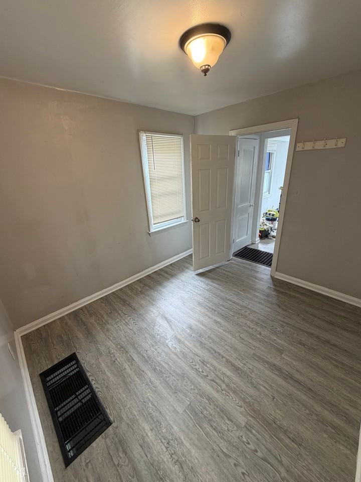 13600 Southfield Fwy - Photo 2 of 15