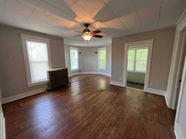 featured image of 318 W 2nd St #6