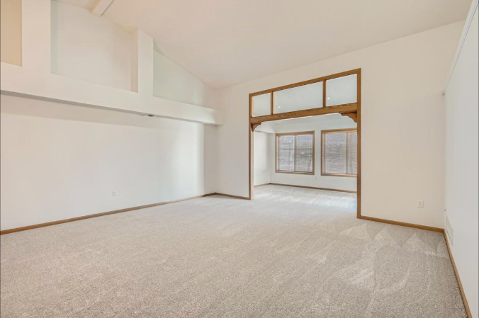 9427 Prairieview Trl N - Photo 3 of 19