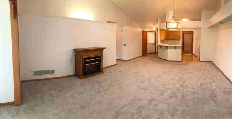 9427 Prairieview Trl N - Photo 7 of 19