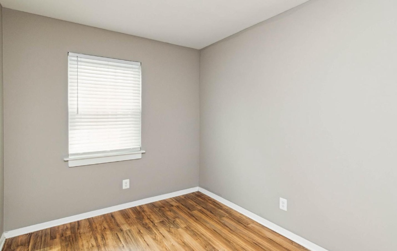412 N Washington St - Photo 5 of 11