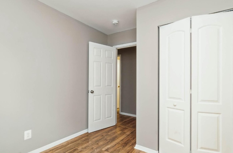 412 N Washington St - Photo 6 of 11