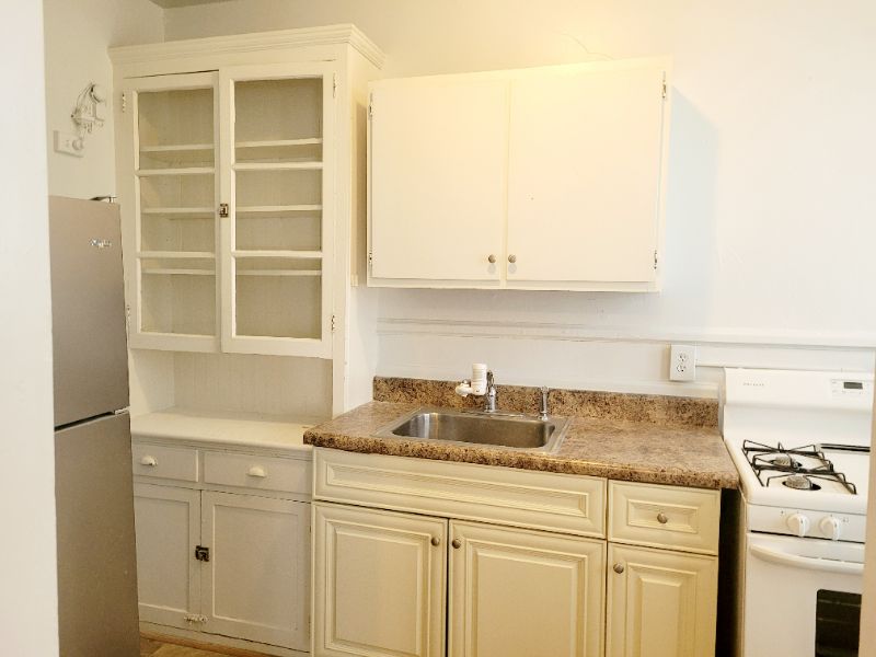 1611 Hampton Blvd #A8 - Photo 4 of 8