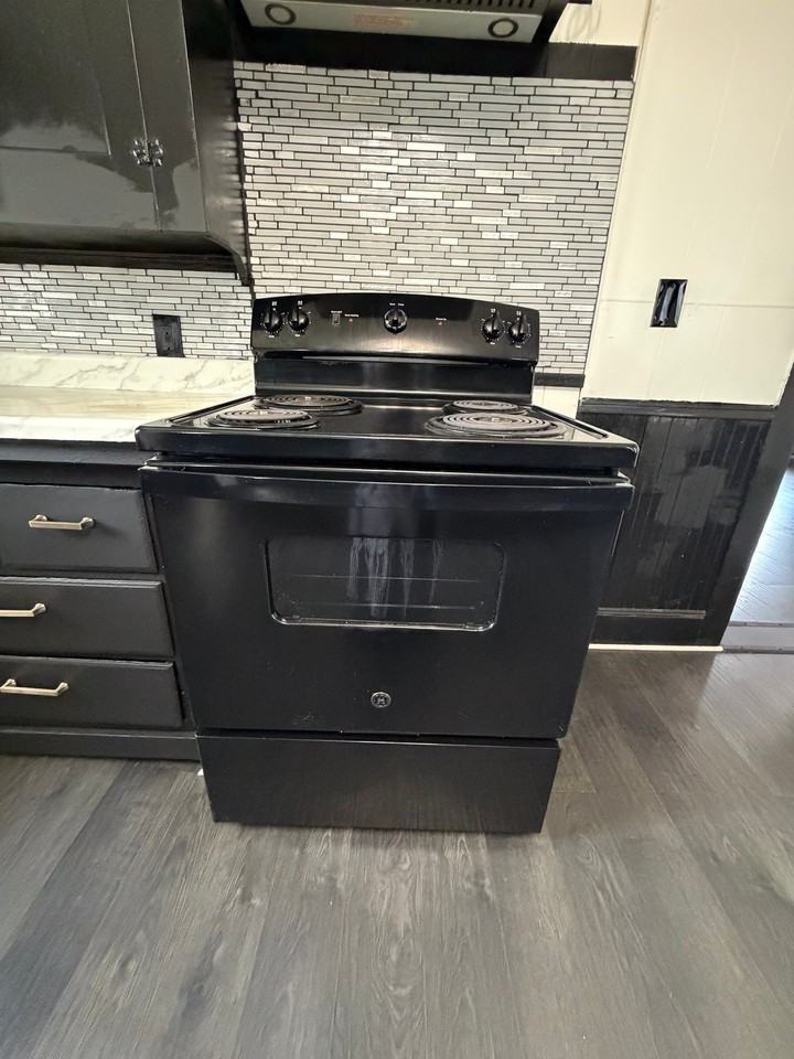 30 Emery St #201 - Photo 4 of 16