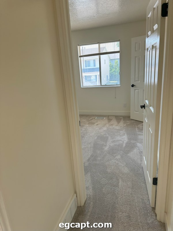 1249 Northeast #4 - Photo 7 of 12