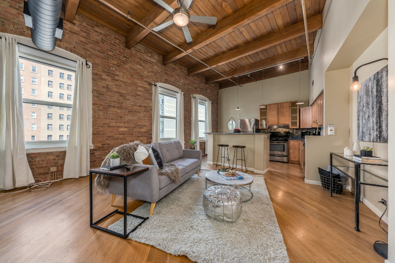 900 S Wabash Ave #705 - Photo 3 of 12