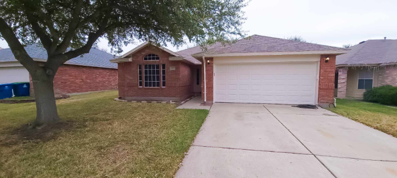 1105 La Mirada - Photo 2 of 12