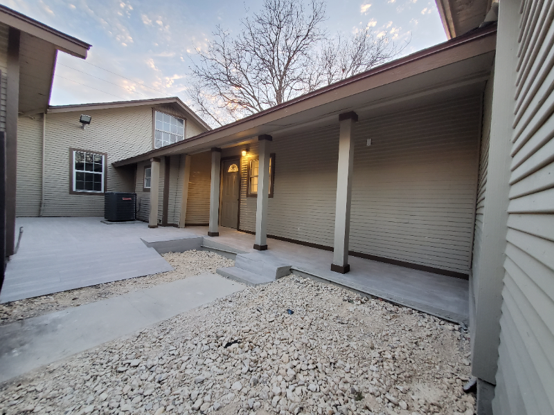 134 Albert St #A - Photo 2 of 17