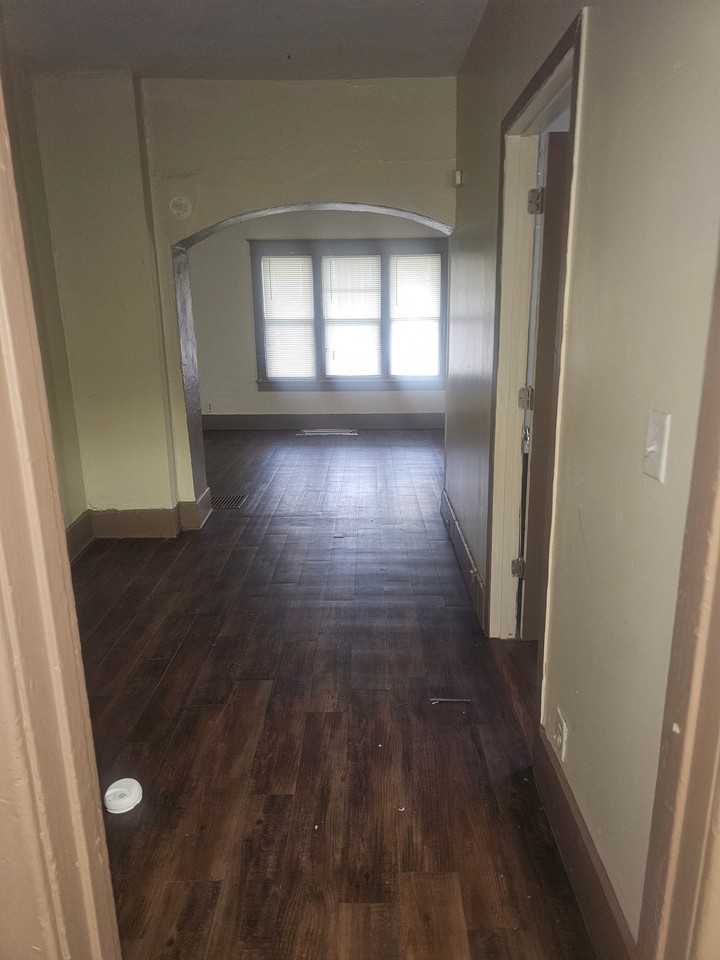 600 Pearl St - Photo 6 of 17