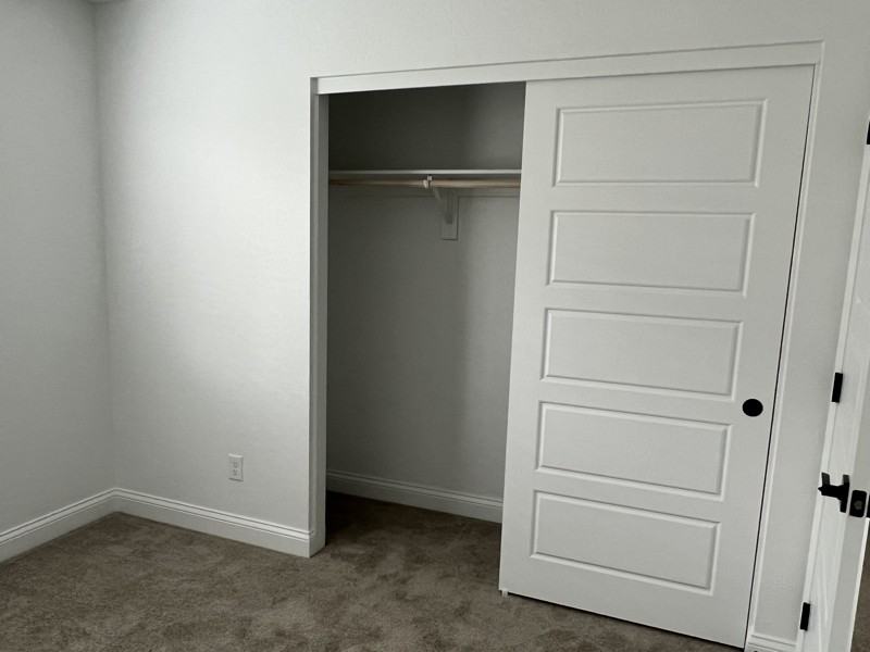 10050 Bismuth St - Photo 7 of 20