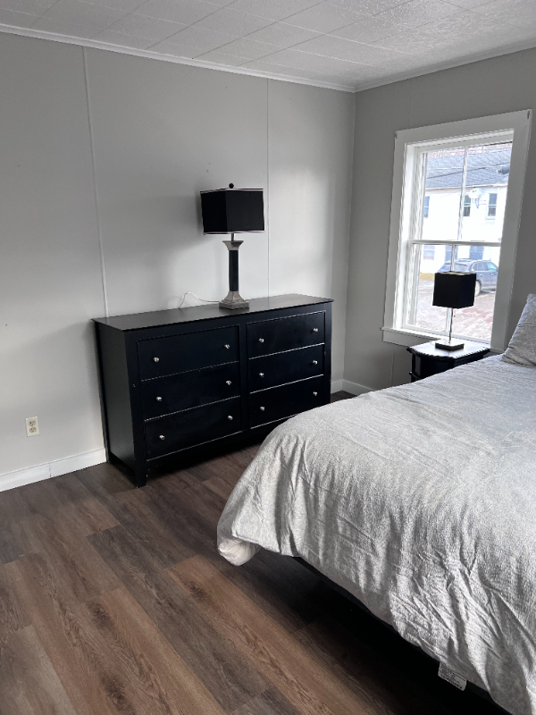 59 Milford St - Photo 7 of 12