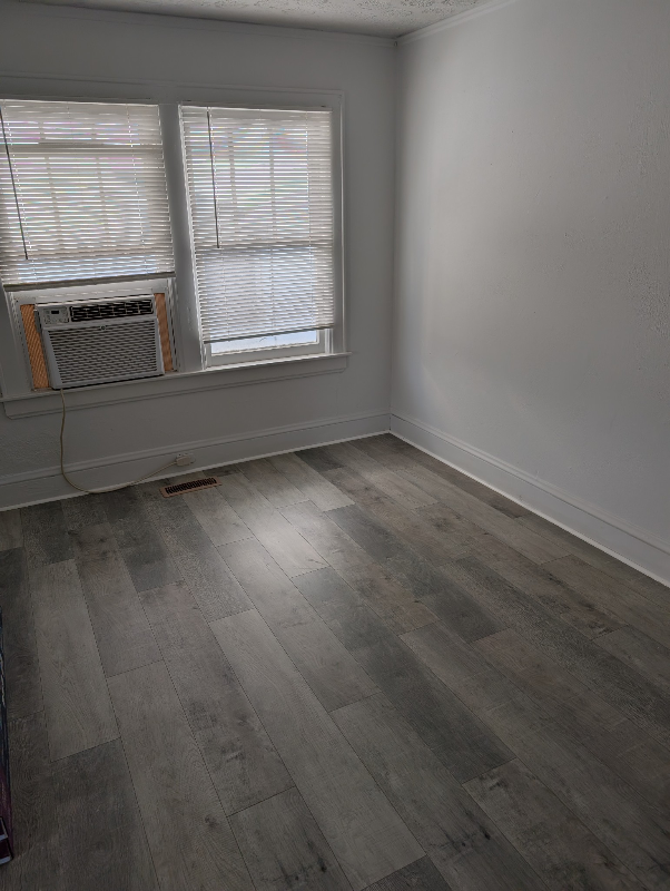 1310 W Virginia Ave - Photo 6 of 14