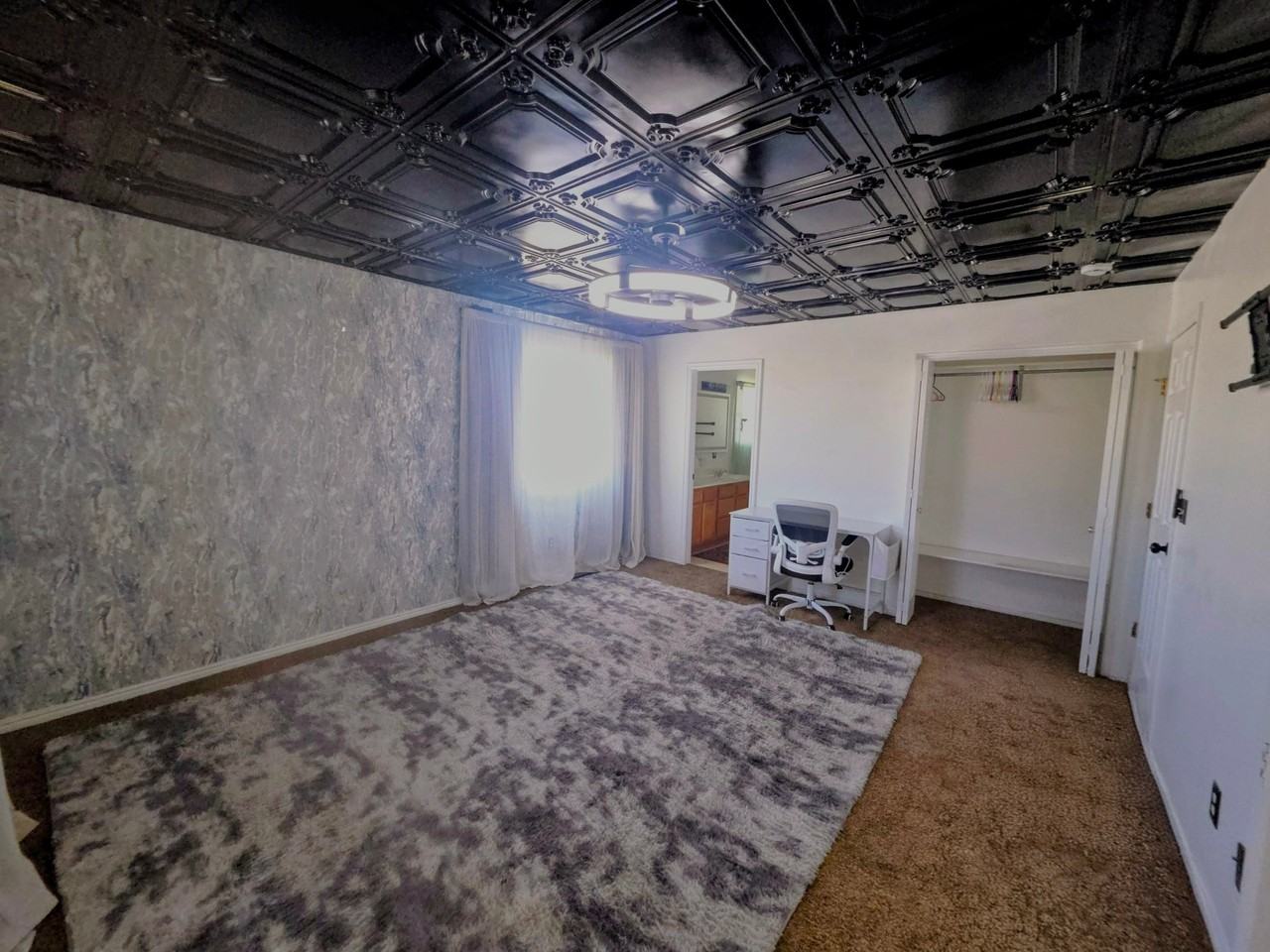 1545 S Ash Creek Dr - Photo 2 of 18