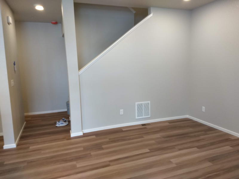 402 Skyraider Way #4 - Photo 7 of 10