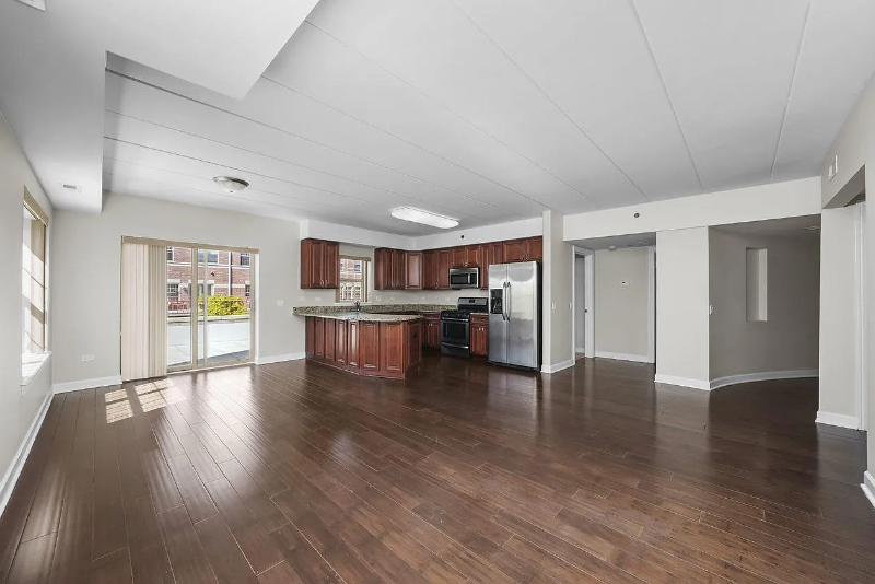 6636 W 65th St #2 - Photo 5 of 17