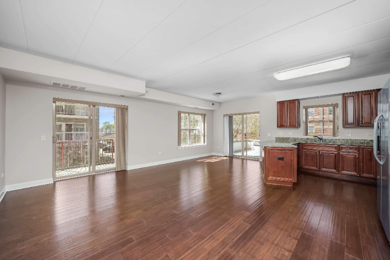 6636 W 65th St #2 - Photo 7 of 17