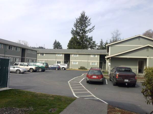 425 Filbert Ln