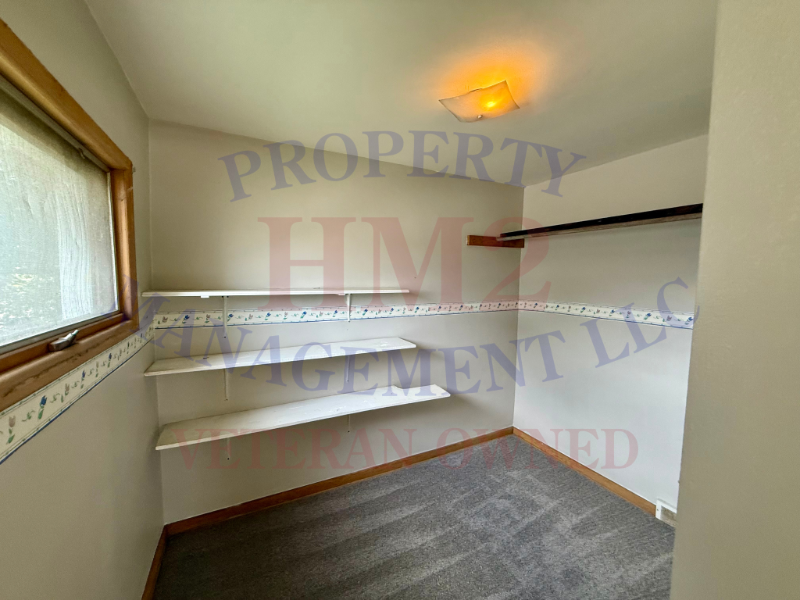 803 Spring Ave - Photo 4 of 6