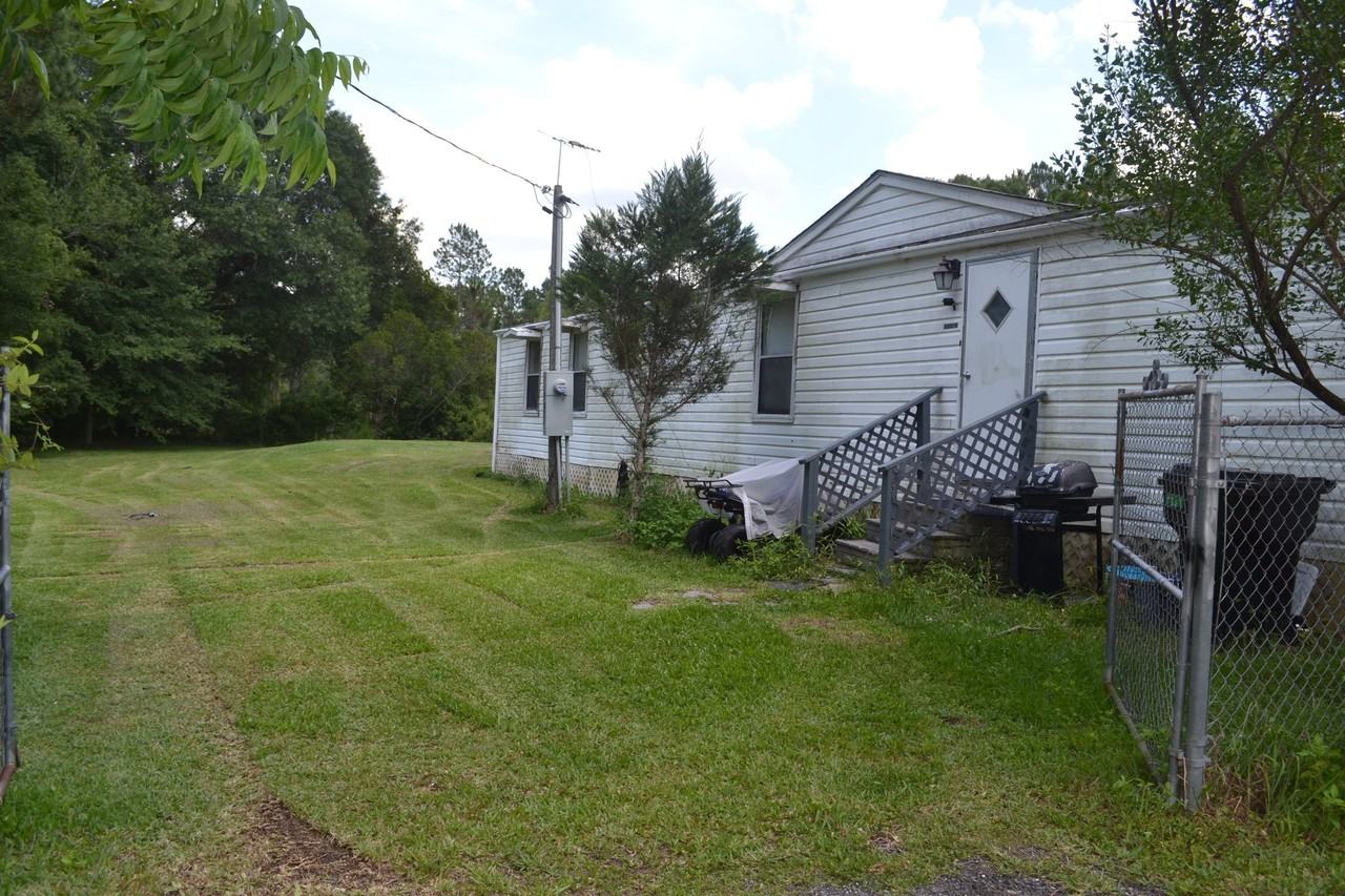 9007 Se State Road - Photo 3 of 11