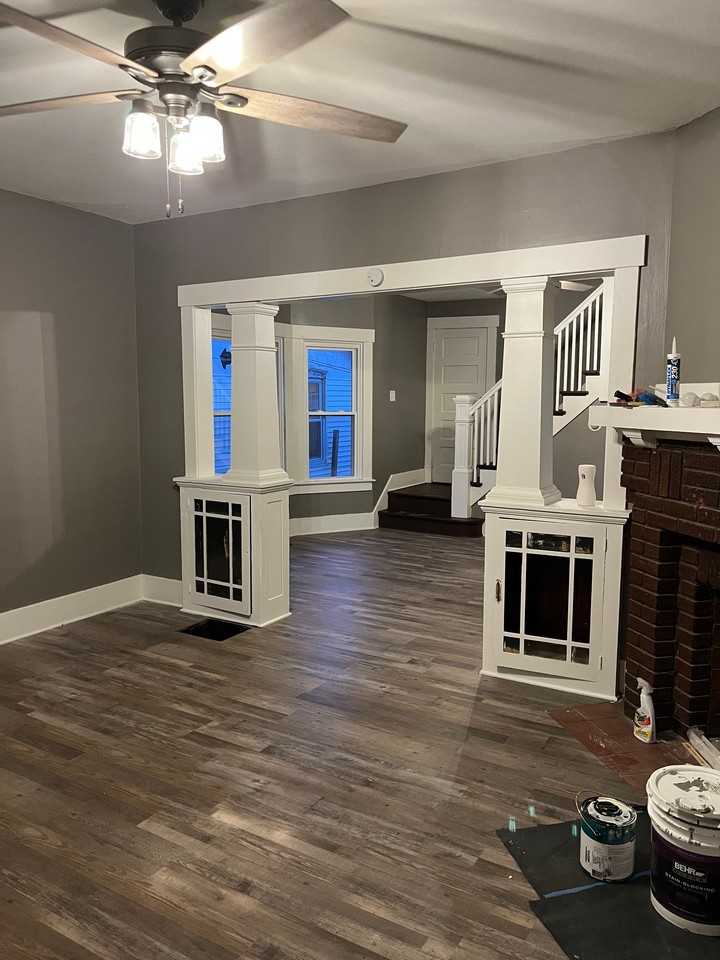 724 W North St - Photo 2 of 7