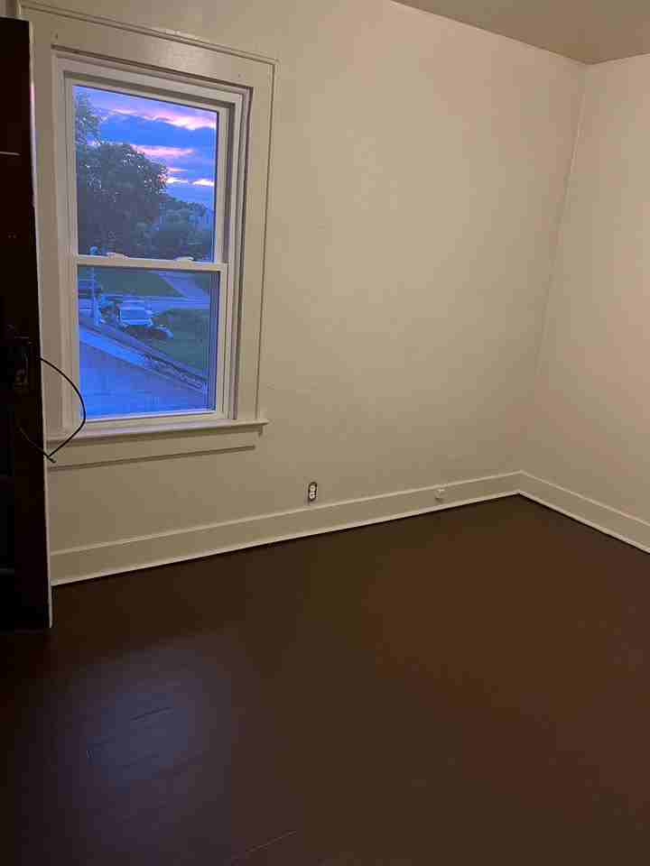 724 W North St - Photo 6 of 7