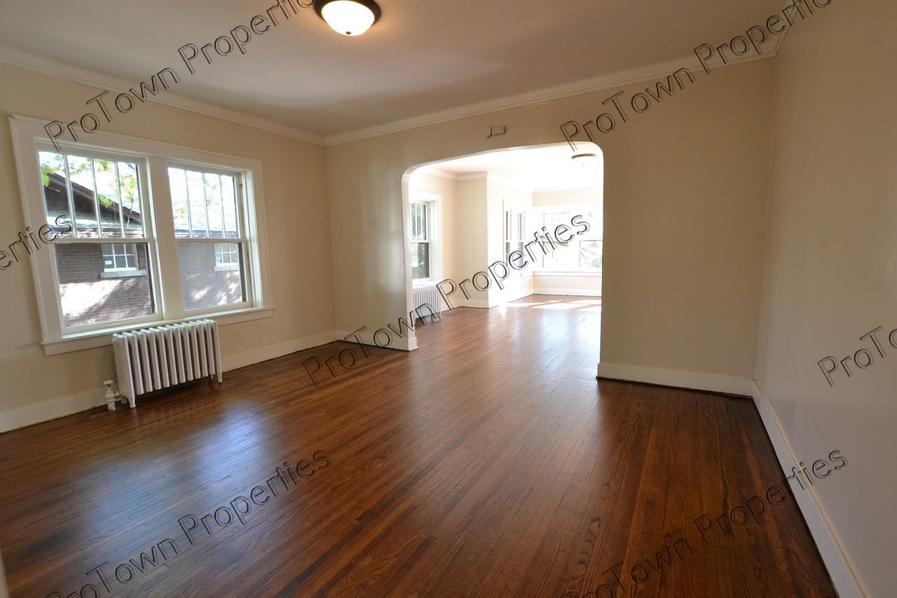 757 Jasper Street #2E - Photo 5 of 8