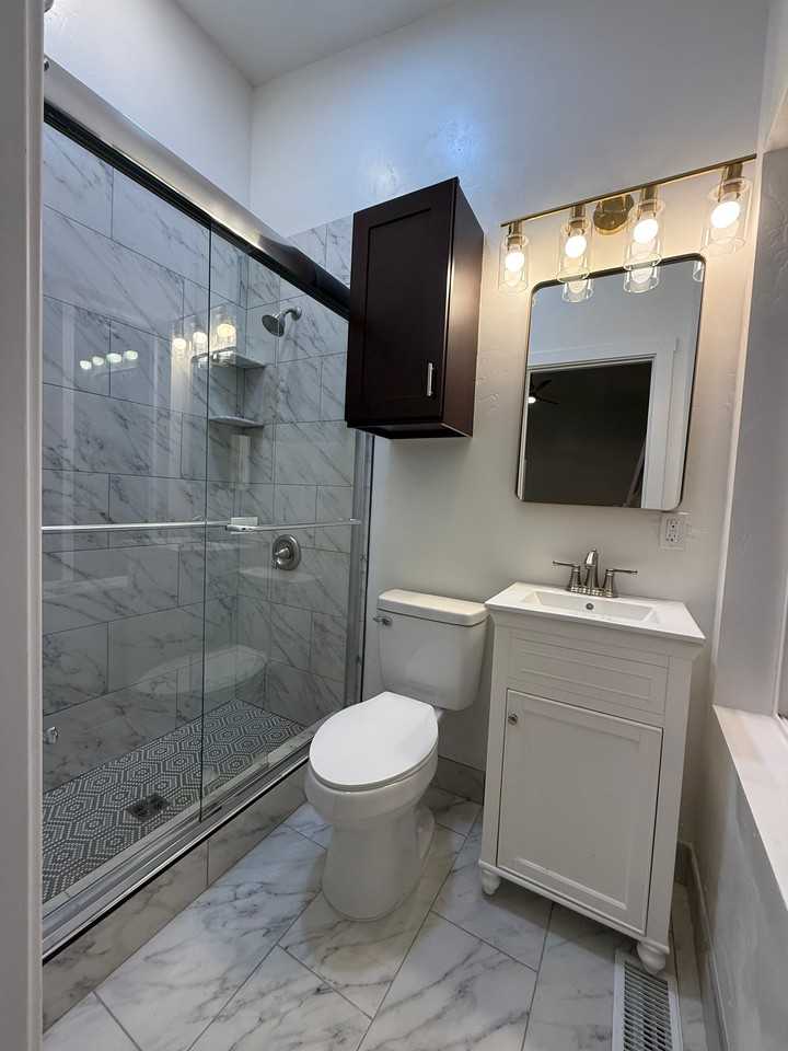 2493 S St #C4 - Photo 2 of 8