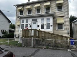 featured image of 410 E Mine St #410