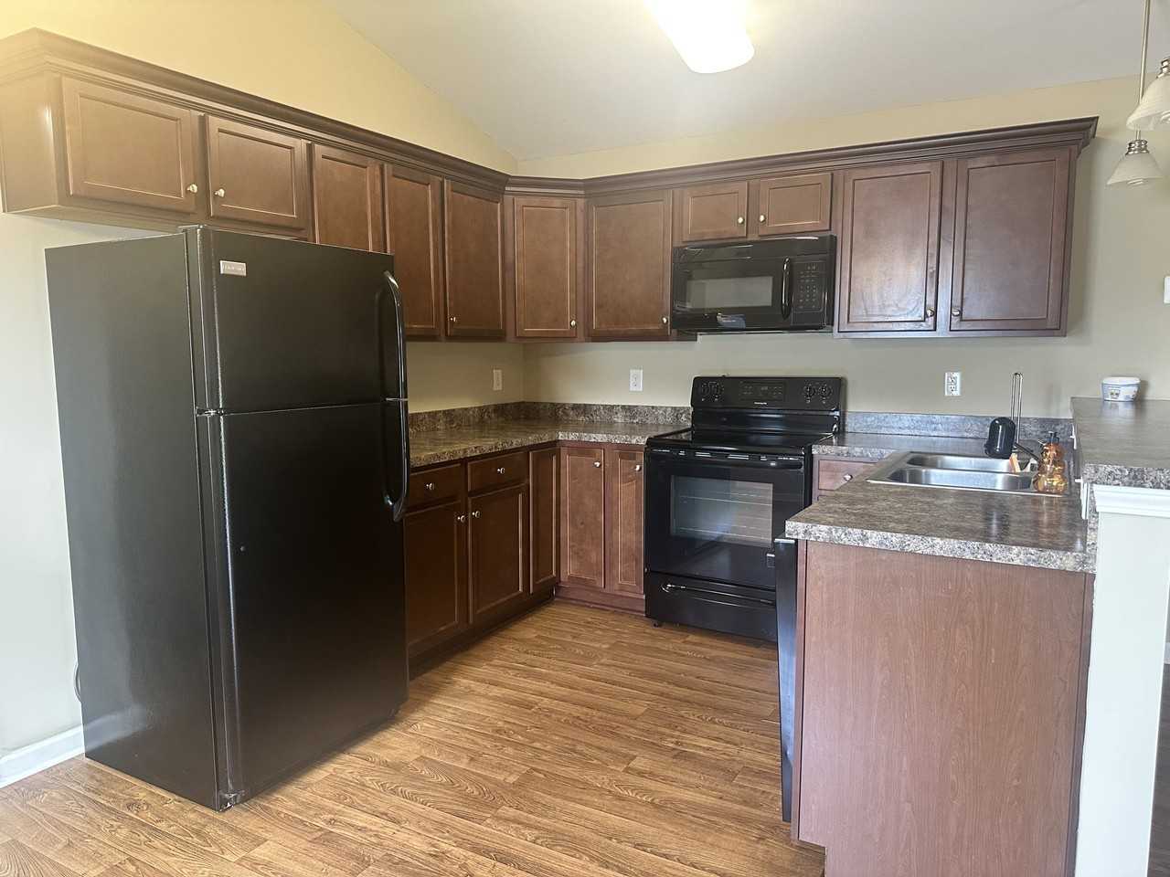 1421 Leatherman Rd - Photo 5 of 9