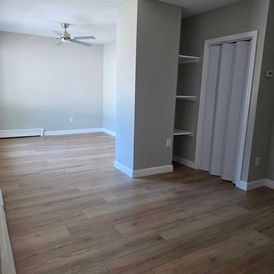 27 Carver St - Photo 4 of 8