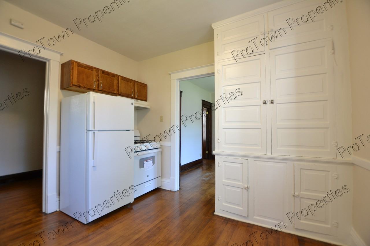 835 North Broadway Street #2 - Photo 4 of 10