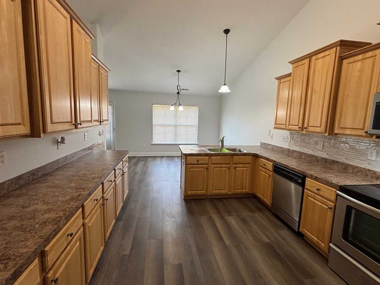 213 De Jan Rd - Photo 3 of 18