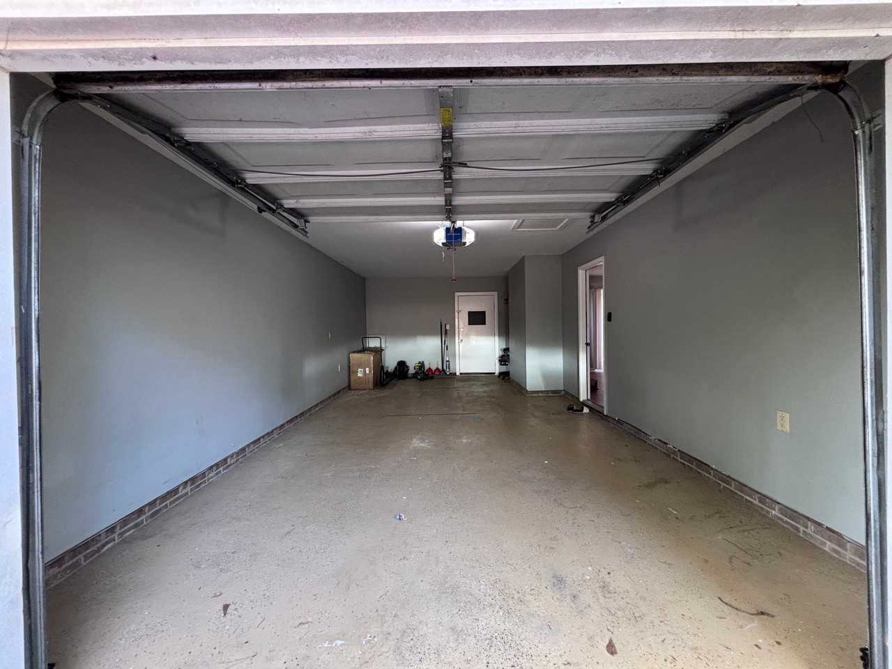 1632 Barber Ave - Photo 2 of 20