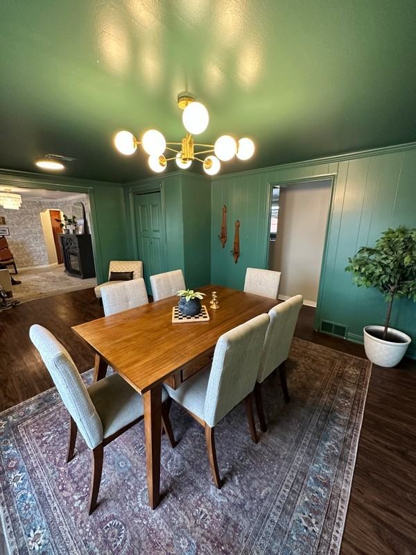 891 E St - Photo 2 of 21