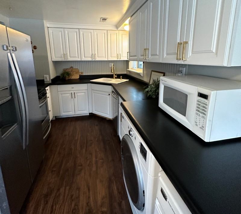 891 E St - Photo 5 of 21