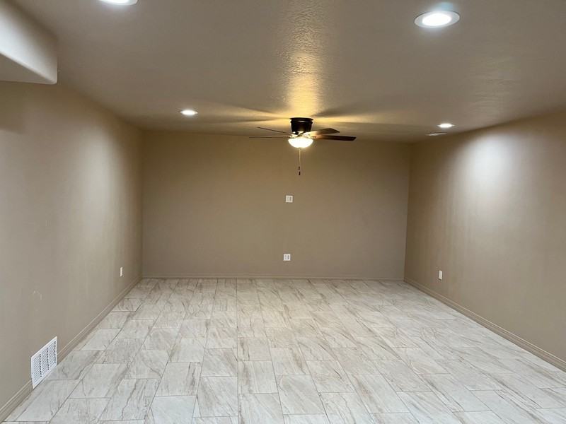 2658 Sw #2 - Photo 4 of 14