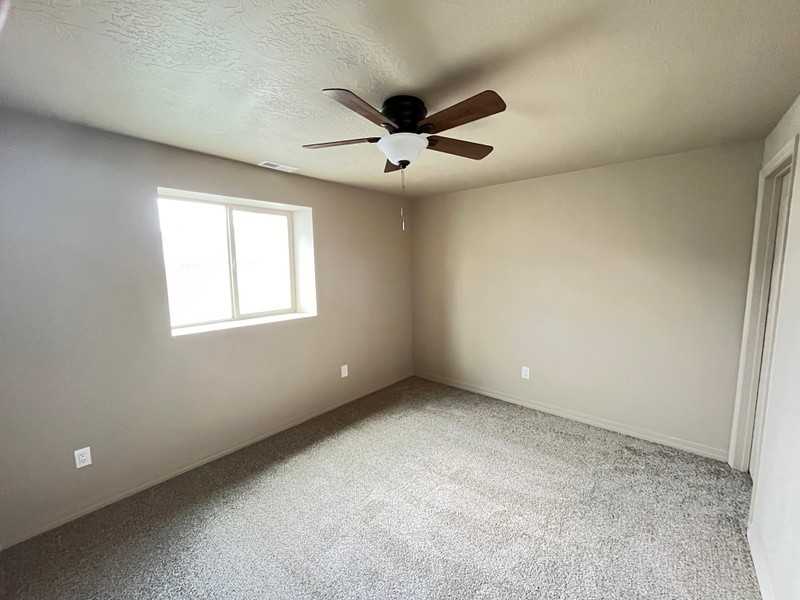 2658 Sw #2 - Photo 5 of 14