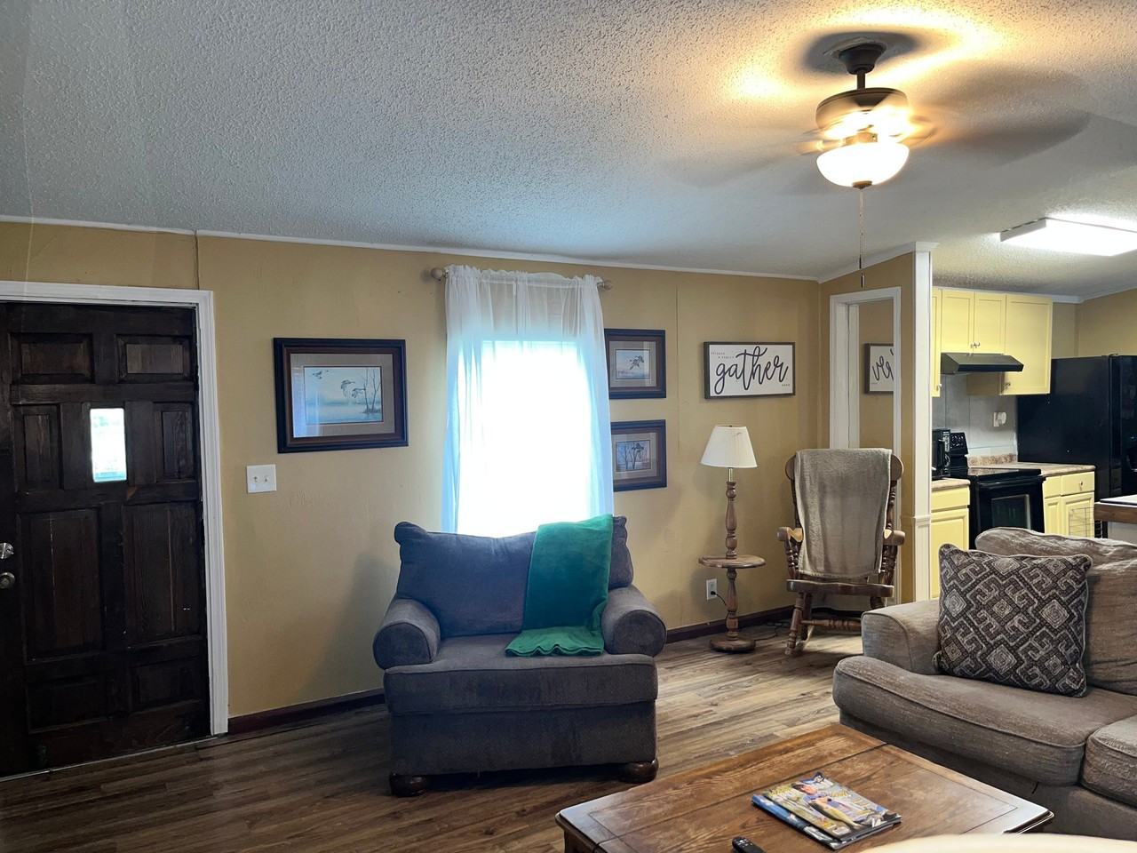 1097 Elm Run - Photo 2 of 6