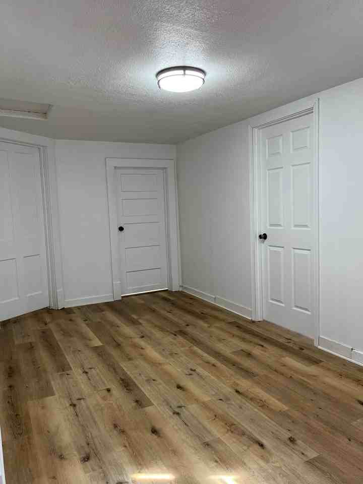 134 N Adams St - Photo 6 of 8