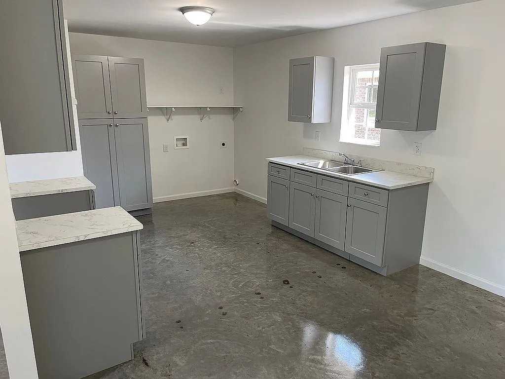 714 Huval St - Photo 3 of 9