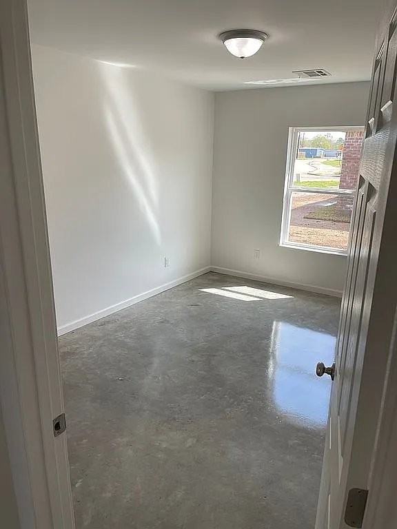 714 Huval St - Photo 5 of 9