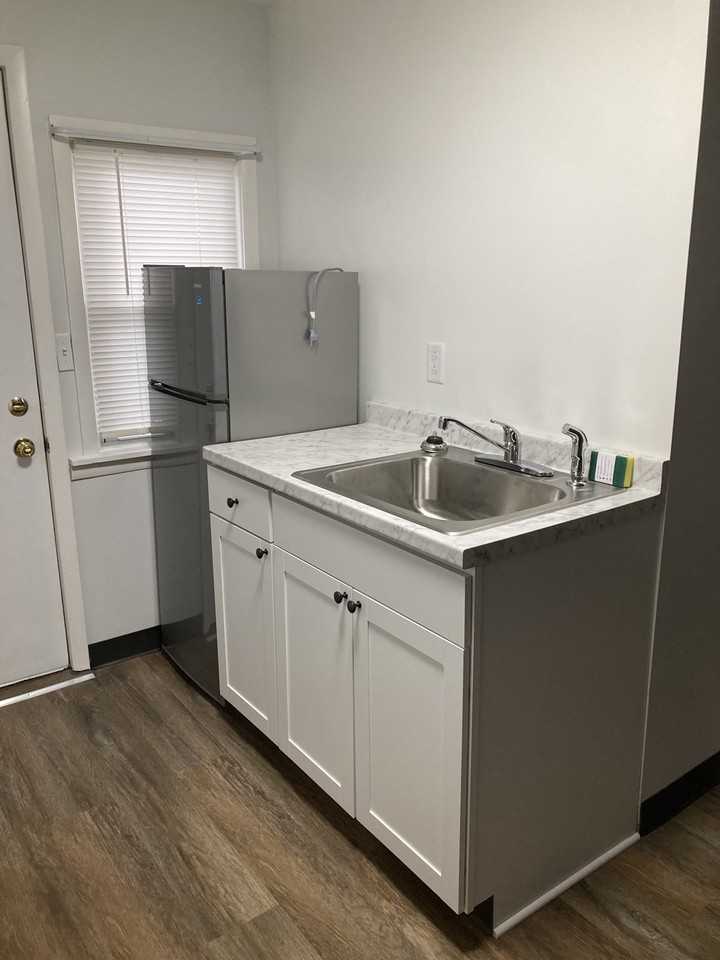 306 W Union St #2 - Photo 2 of 6