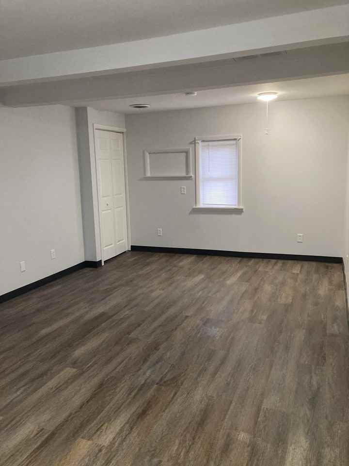 306 W Union St #2 - Photo 3 of 6
