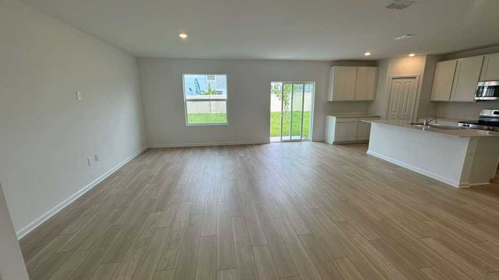 6204 Botticella Blvd - Photo 4 of 14