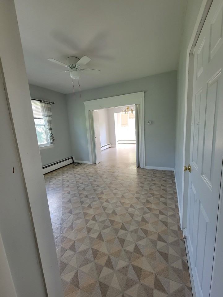 10 Ostend St #1 - Photo 6 of 10